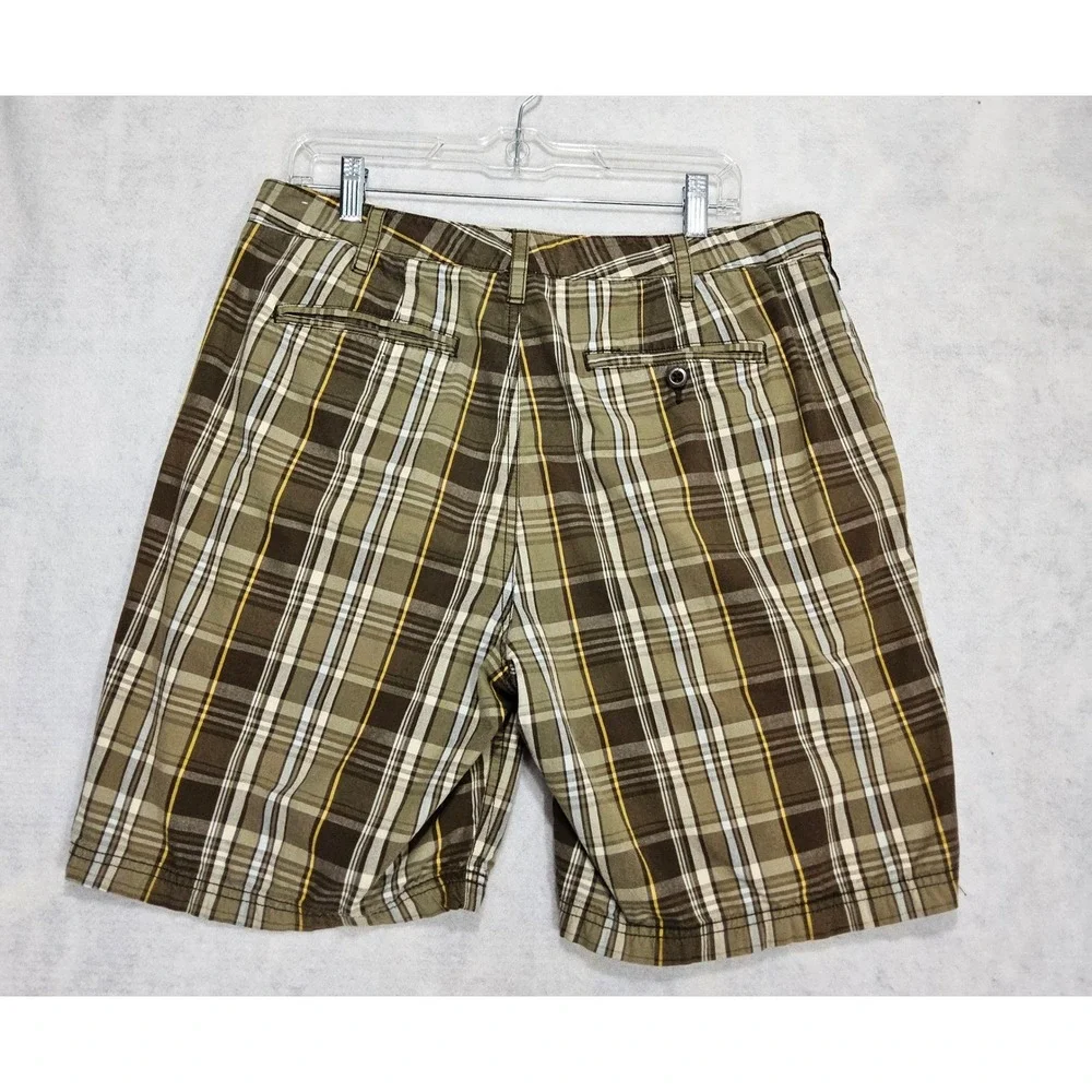 Croft & Barrow Shorts Mens 32 Classic Casual Brown Plaid‎ Beige 100% Cotton